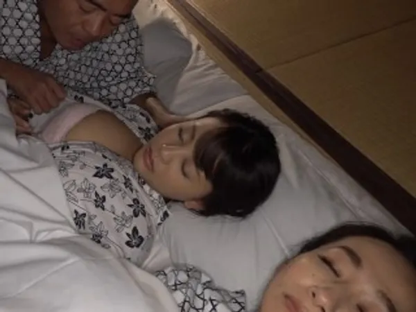 phim sex đổi vợ hàn quốc Bố dượng gạ tình con gái riêng của vợ